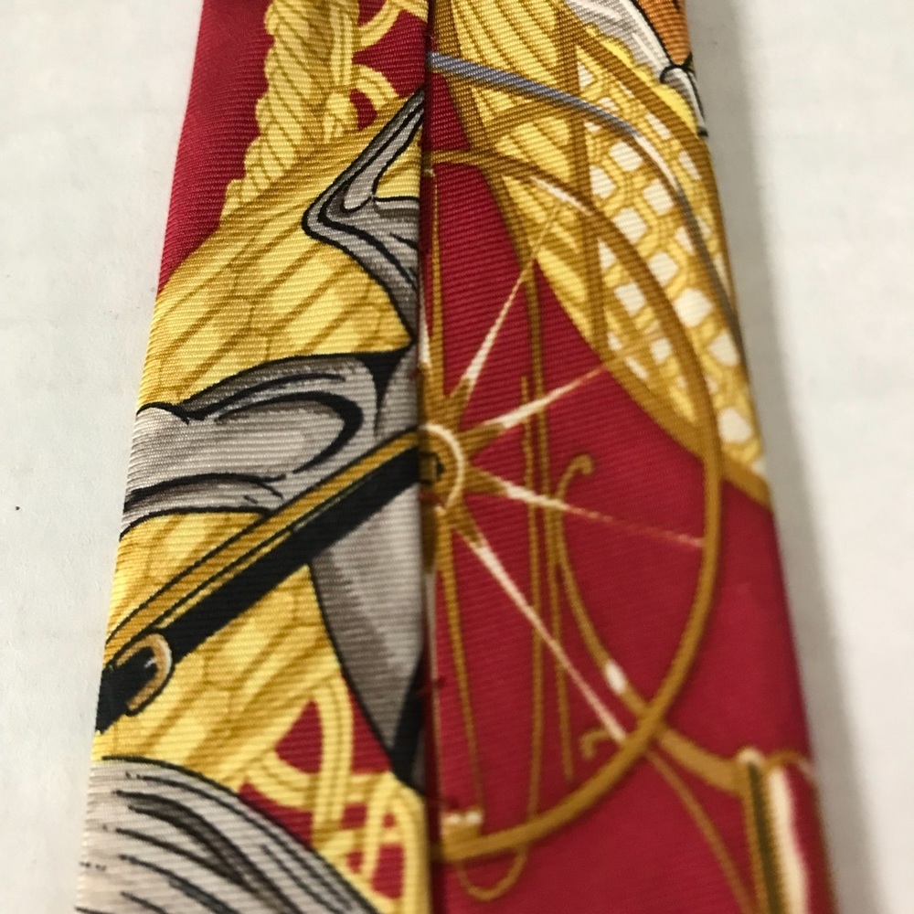 HERMÈS Tie Rare Silk Horse Carriage People Bicycle Chain Red Yellow - Picture 8 of 16